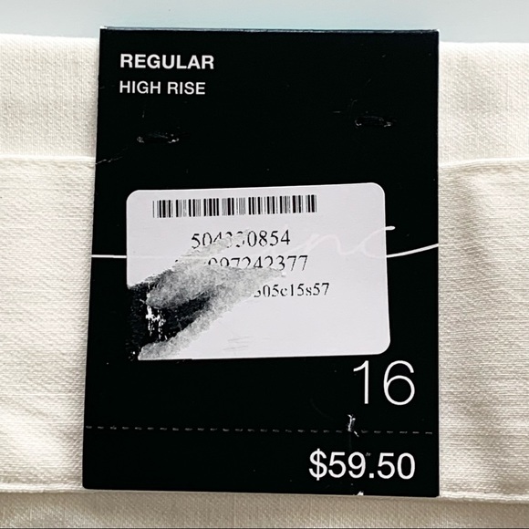 🌸New🌸 Inc Women’s Belted High Rise Shorts Size 16 Stretch Ivory NWT - Picture 9 of 14